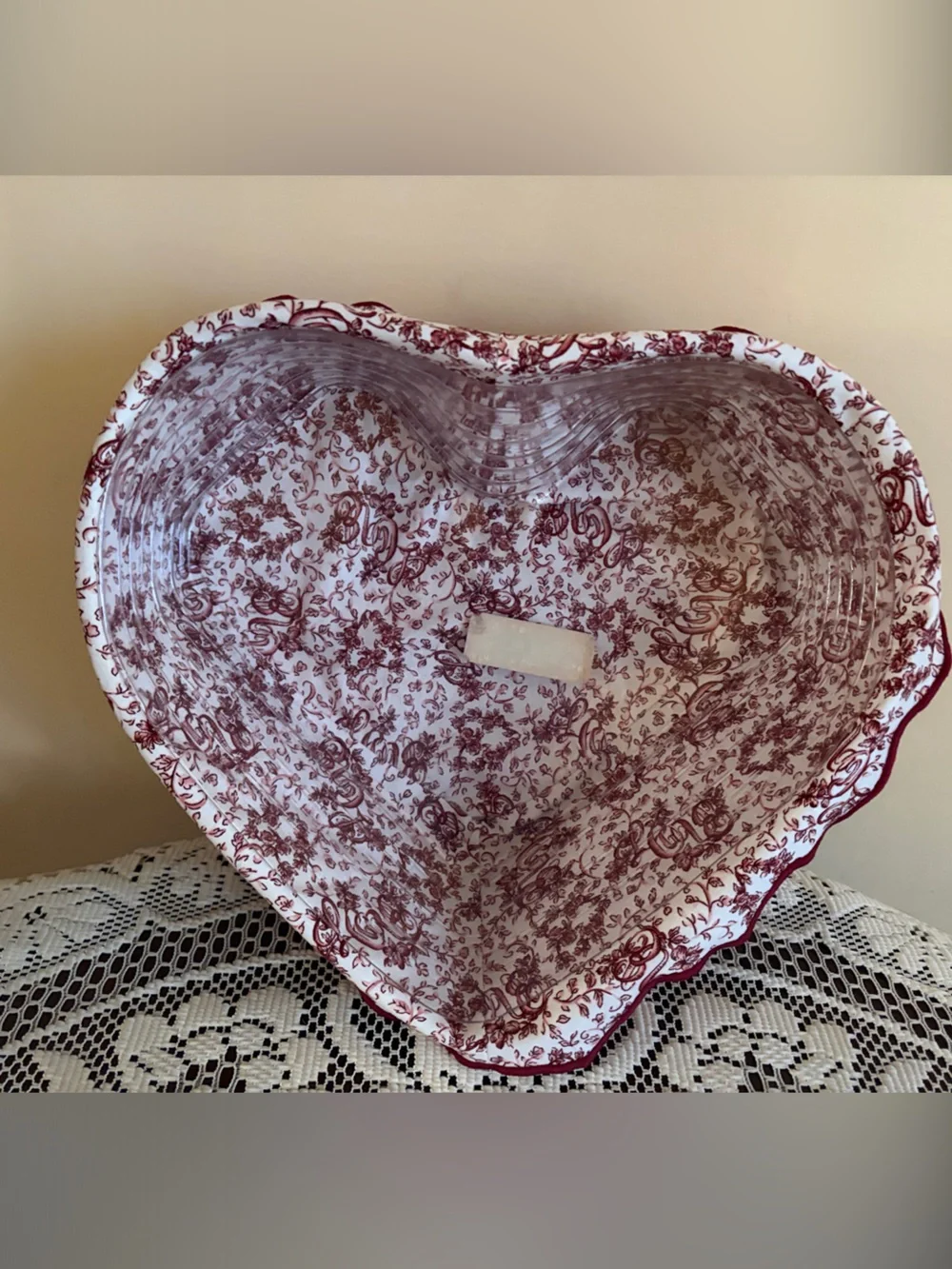 Vintage 1999 Longaberger Sweet Heart-Shaped Basket